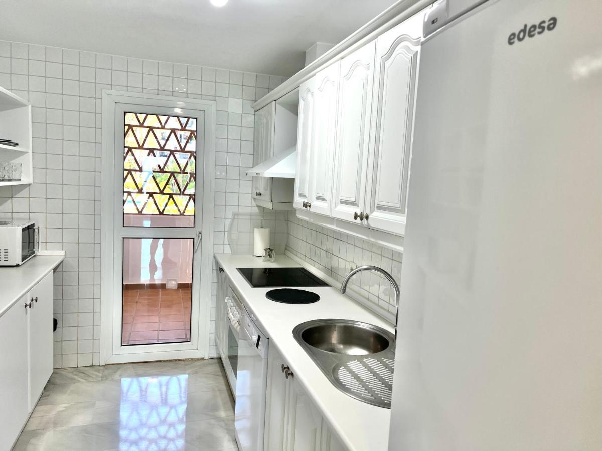 Sitio de Calahonda Mi Capricho 170 Beachfront Apartment מראה חיצוני תמונה