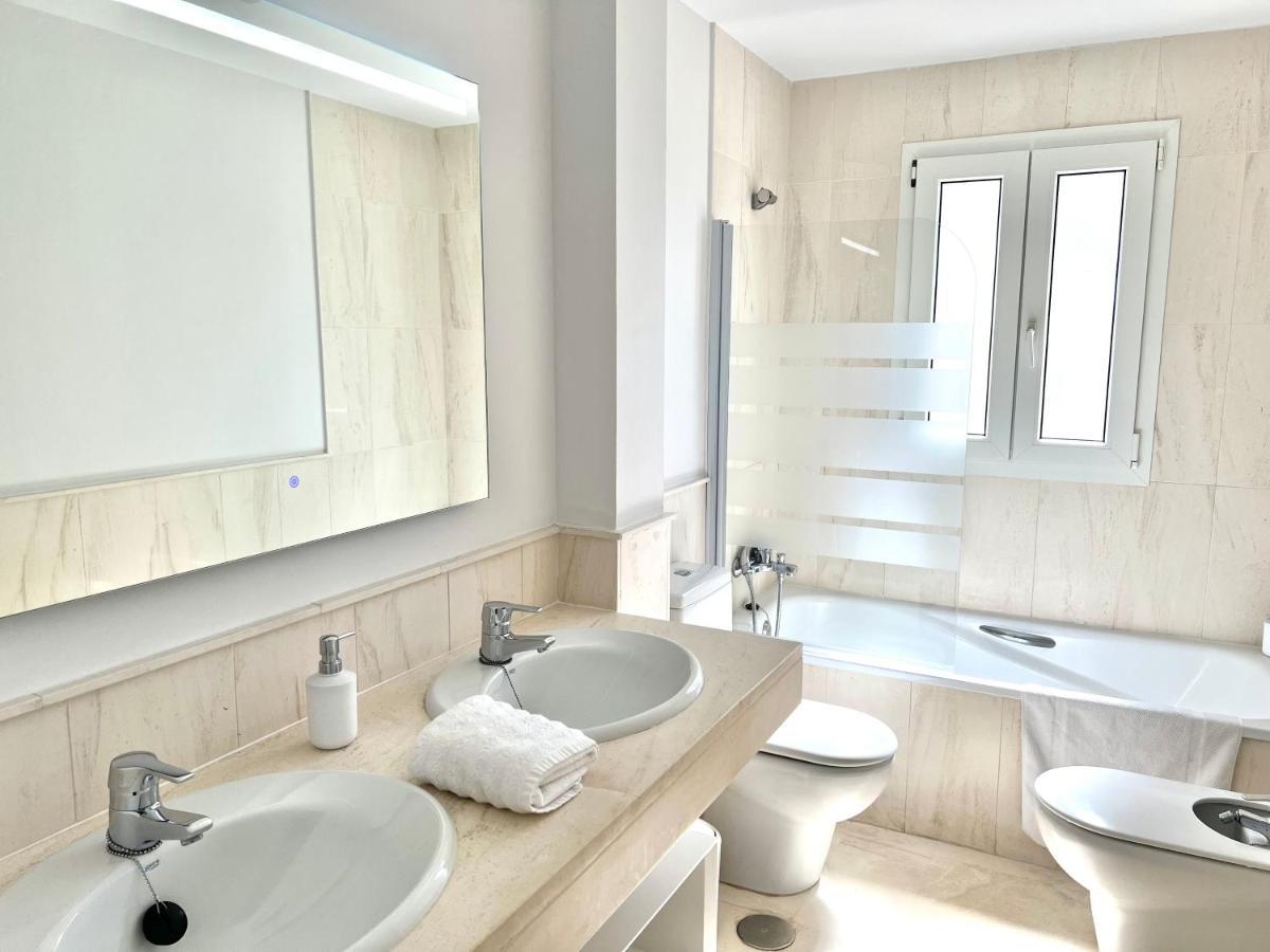 Sitio de Calahonda Mi Capricho 170 Beachfront Apartment מראה חיצוני תמונה