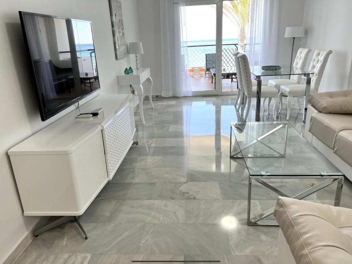 Sitio de Calahonda Mi Capricho 170 Beachfront Apartment מראה חיצוני תמונה
