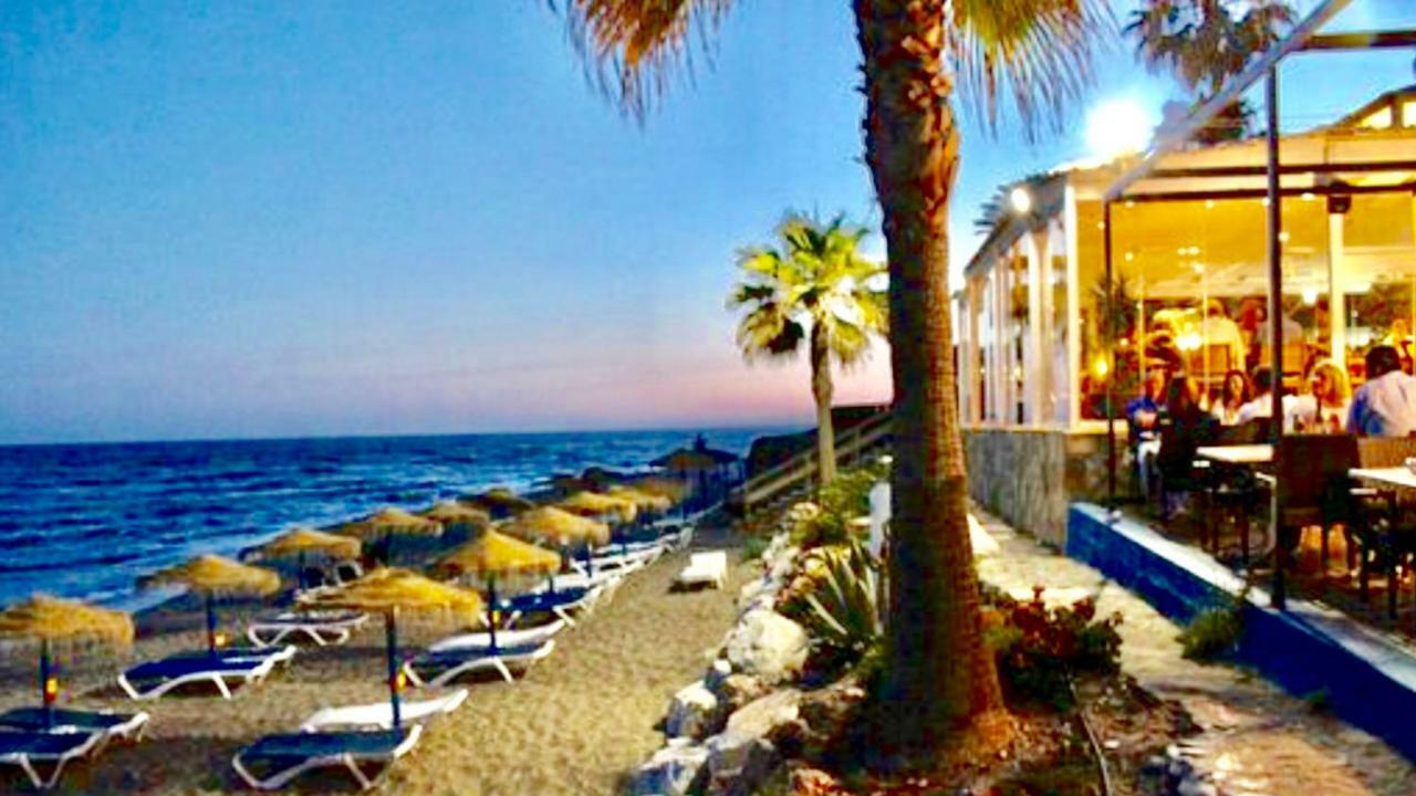 Sitio de Calahonda Mi Capricho 170 Beachfront Apartment מראה חיצוני תמונה